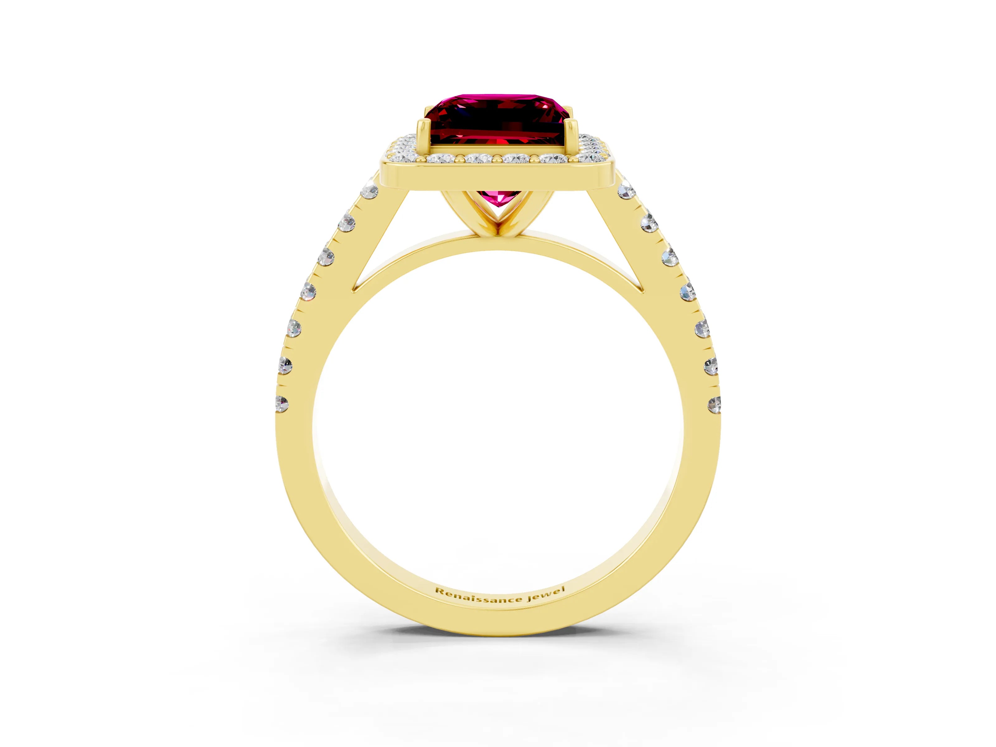 Yellow gold Princess Cut Halo Diamond Ring with Pavé Band and Three-Prong Setting_3