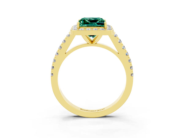 Yellow gold Princess Cut Green Sapphire Halo Ring with Round Pavé Split Shank and Prong Setting