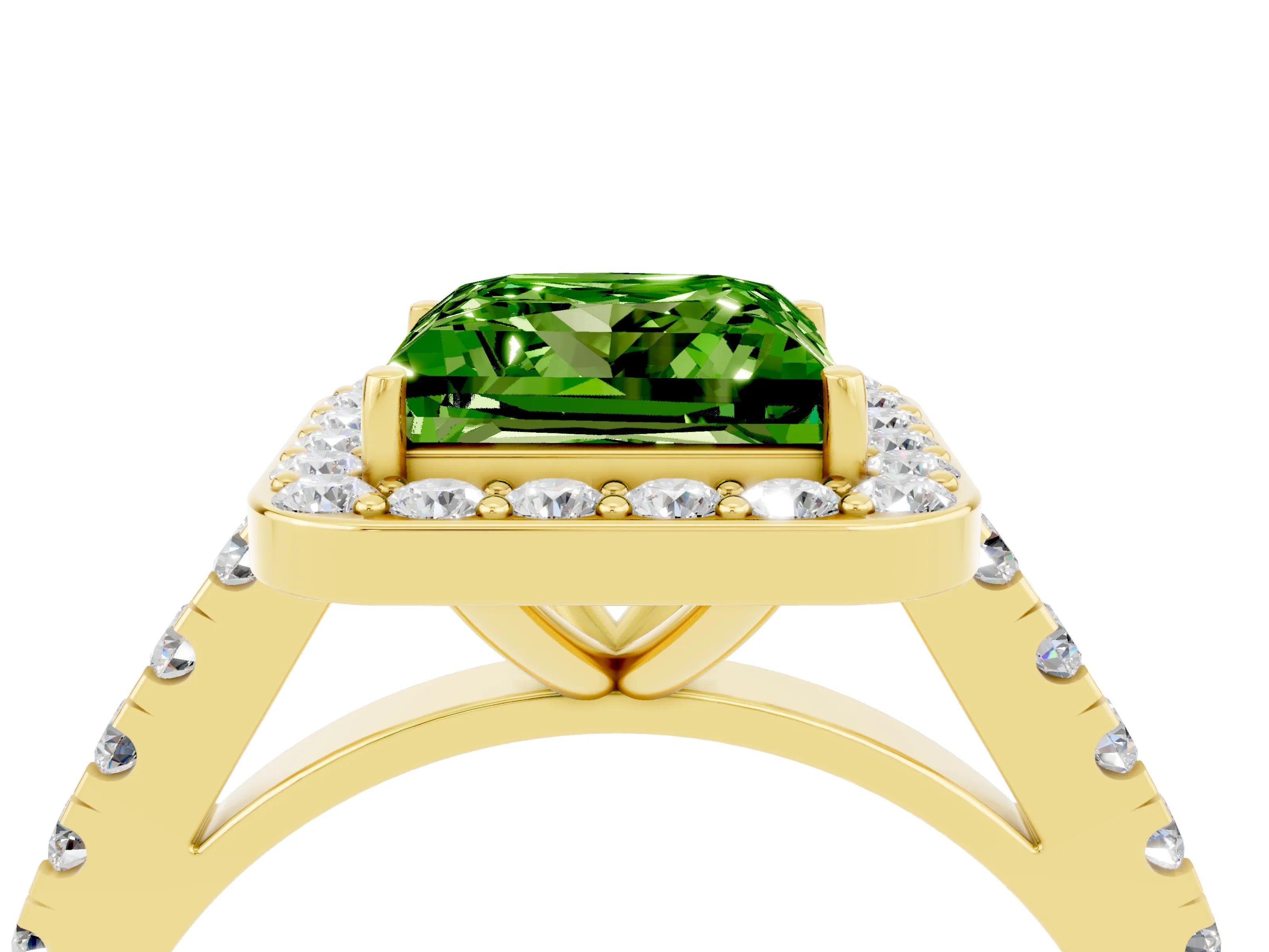 Yellow gold Princess Cut Halo Diamond Ring with Pavé Band and Three-Prong Setting_4