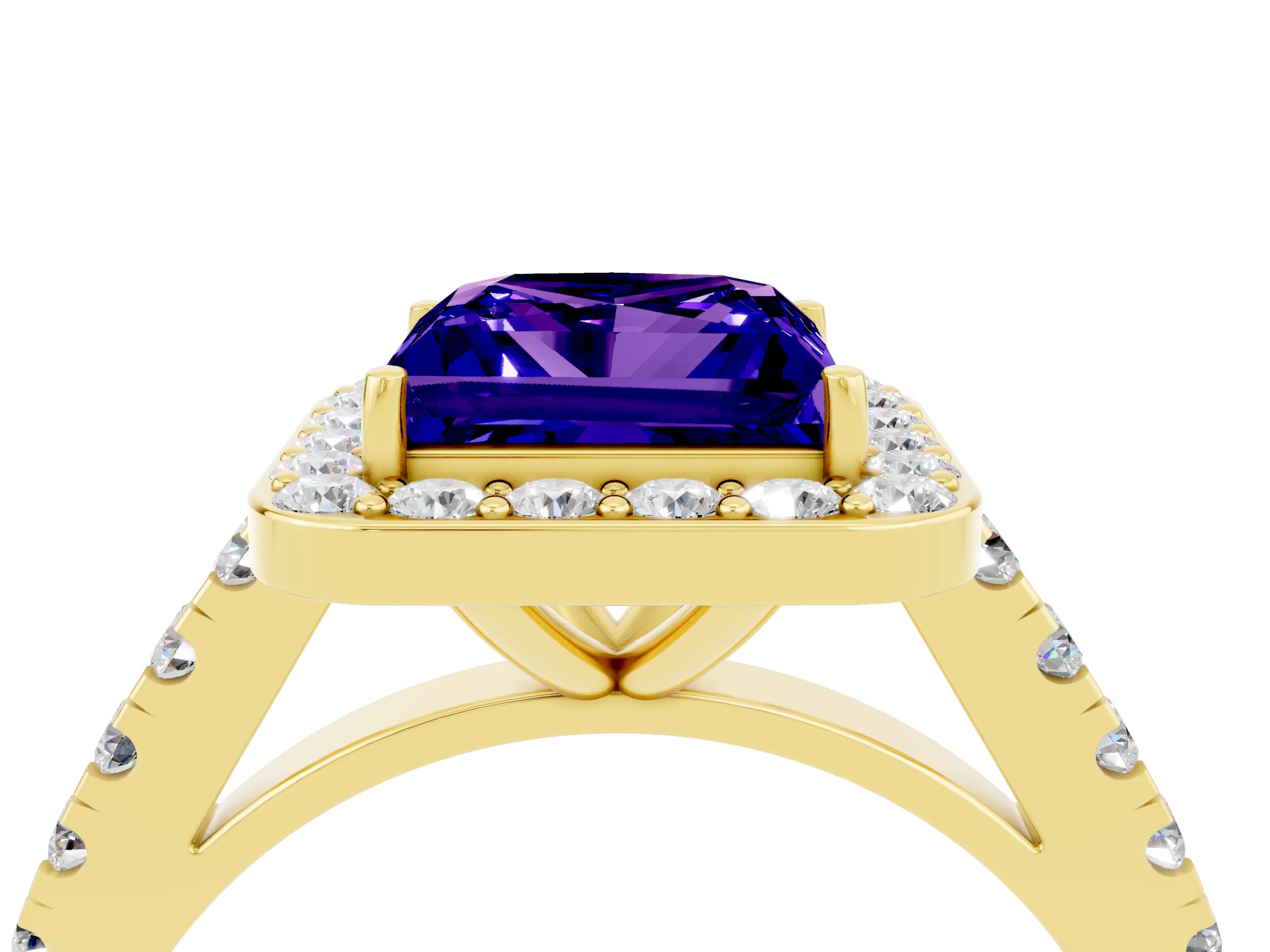 Yellow gold Princess Cut Halo Diamond Ring with Pavé Band and Three-Prong Setting_4