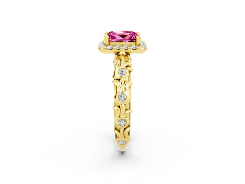 Yellow gold Princess Cut Halo Diamond Solitaire with Filigree Band and Four-Prong Setting_2