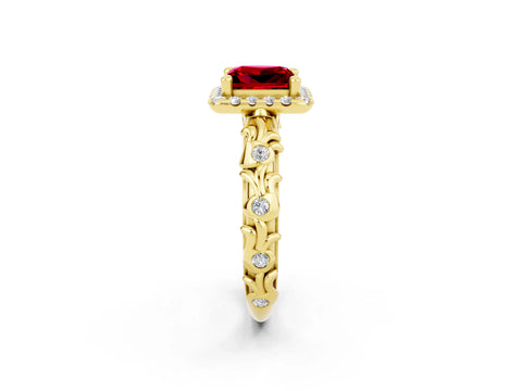 Yellow gold Princess Cut Halo Diamond Solitaire with Filigree Band and Four-Prong Setting_2