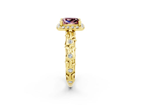 Yellow gold Princess Cut Halo Diamond Solitaire with Filigree Band and Four-Prong Setting_2