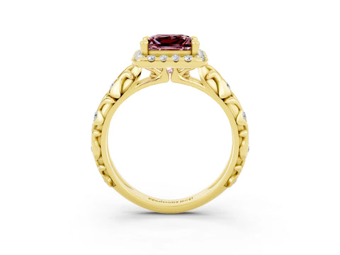 Yellow gold Princess Cut Halo Diamond Solitaire with Filigree Band and Four-Prong Setting_3