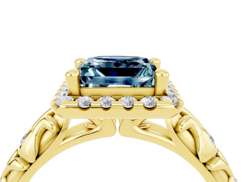 Yellow gold Princess Cut Halo Diamond Solitaire with Filigree Band and Four-Prong Setting_4
