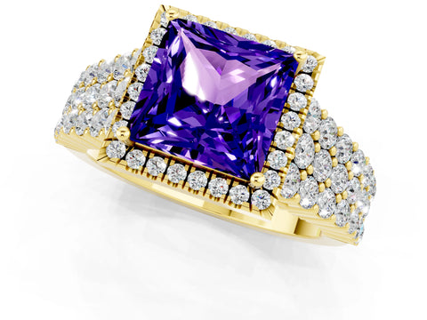 Yellow gold Princess Cut Halo Pavé Diamond Engagement Ring with Split Shank and Four-Prong Setting_1