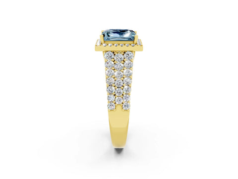 Yellow gold Princess Cut Halo Pavé Diamond Engagement Ring with Split Shank and Four-Prong Setting_2
