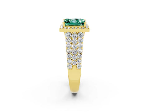 Yellow gold Princess Cut Halo Pavé Diamond Engagement Ring with Split Shank and Four-Prong Setting_2
