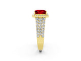 Yellow gold Princess Cut Halo Pavé Diamond Engagement Ring with Split Shank and Four-Prong Setting_2