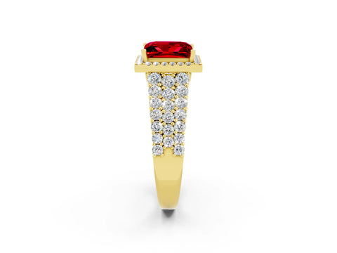 Yellow gold Princess Cut Halo Pavé Diamond Engagement Ring with Split Shank and Four-Prong Setting_2