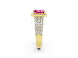 Yellow gold Princess Cut Halo Pavé Diamond Engagement Ring with Split Shank and Four-Prong Setting_2