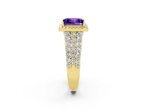 Yellow gold Princess Cut Halo Pavé Diamond Engagement Ring with Split Shank and Four-Prong Setting_2