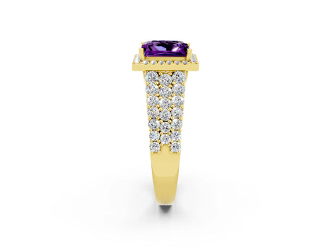 Yellow gold Princess Cut Halo Pavé Diamond Engagement Ring with Split Shank and Four-Prong Setting_2
