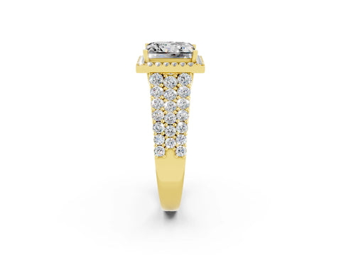 Yellow gold Princess Cut Halo Pavé Diamond Engagement Ring with Split Shank and Four-Prong Setting_2