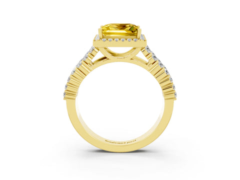 Yellow gold Princess Cut Halo Pavé Diamond Engagement Ring with Split Shank and Four-Prong Setting_3