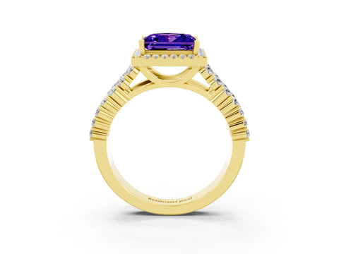 Yellow gold Princess Cut Halo Pavé Diamond Engagement Ring with Split Shank and Four-Prong Setting_3