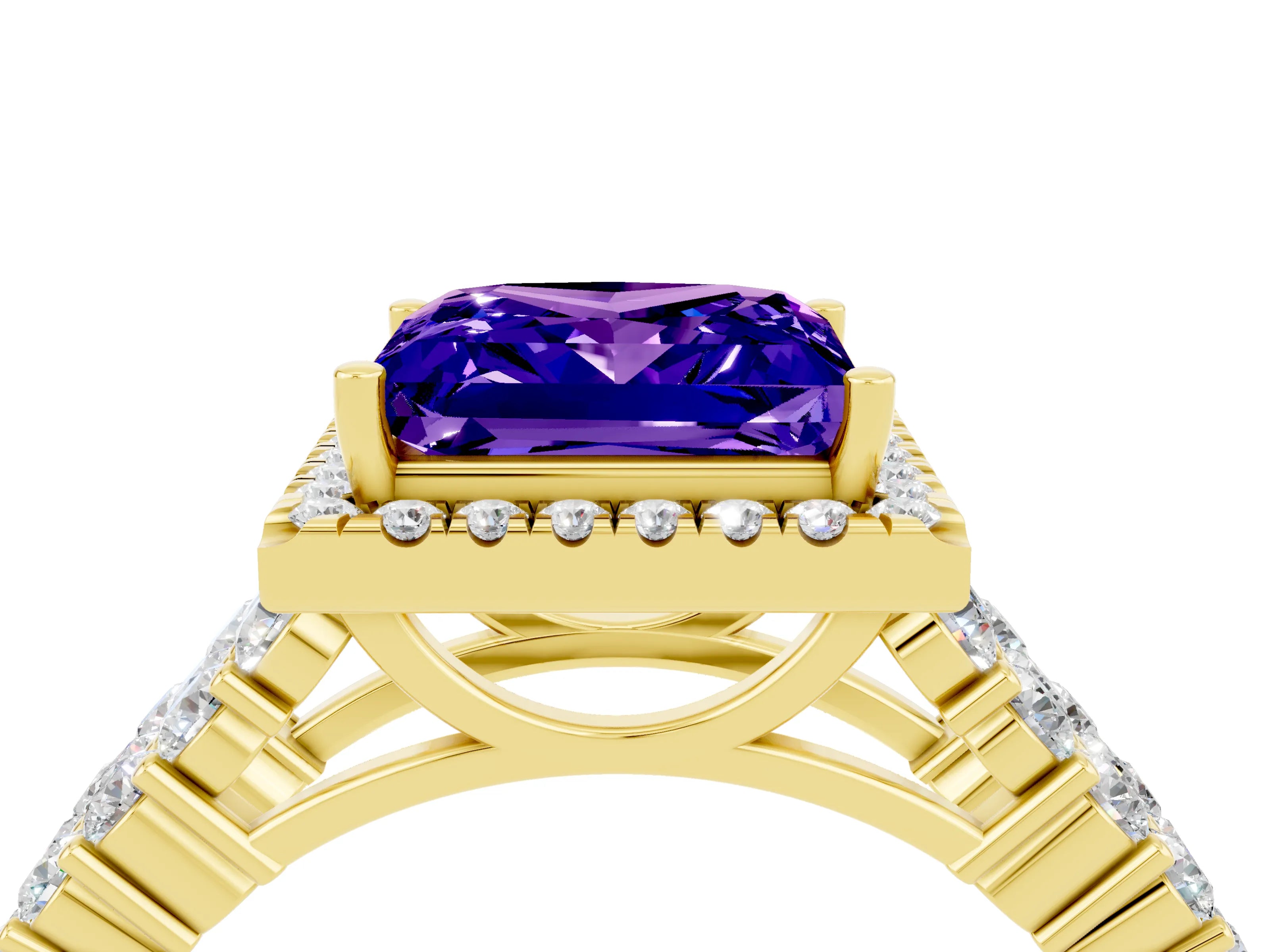 Yellow gold Princess Cut Halo Pavé Diamond Engagement Ring with Split Shank and Four-Prong Setting_4