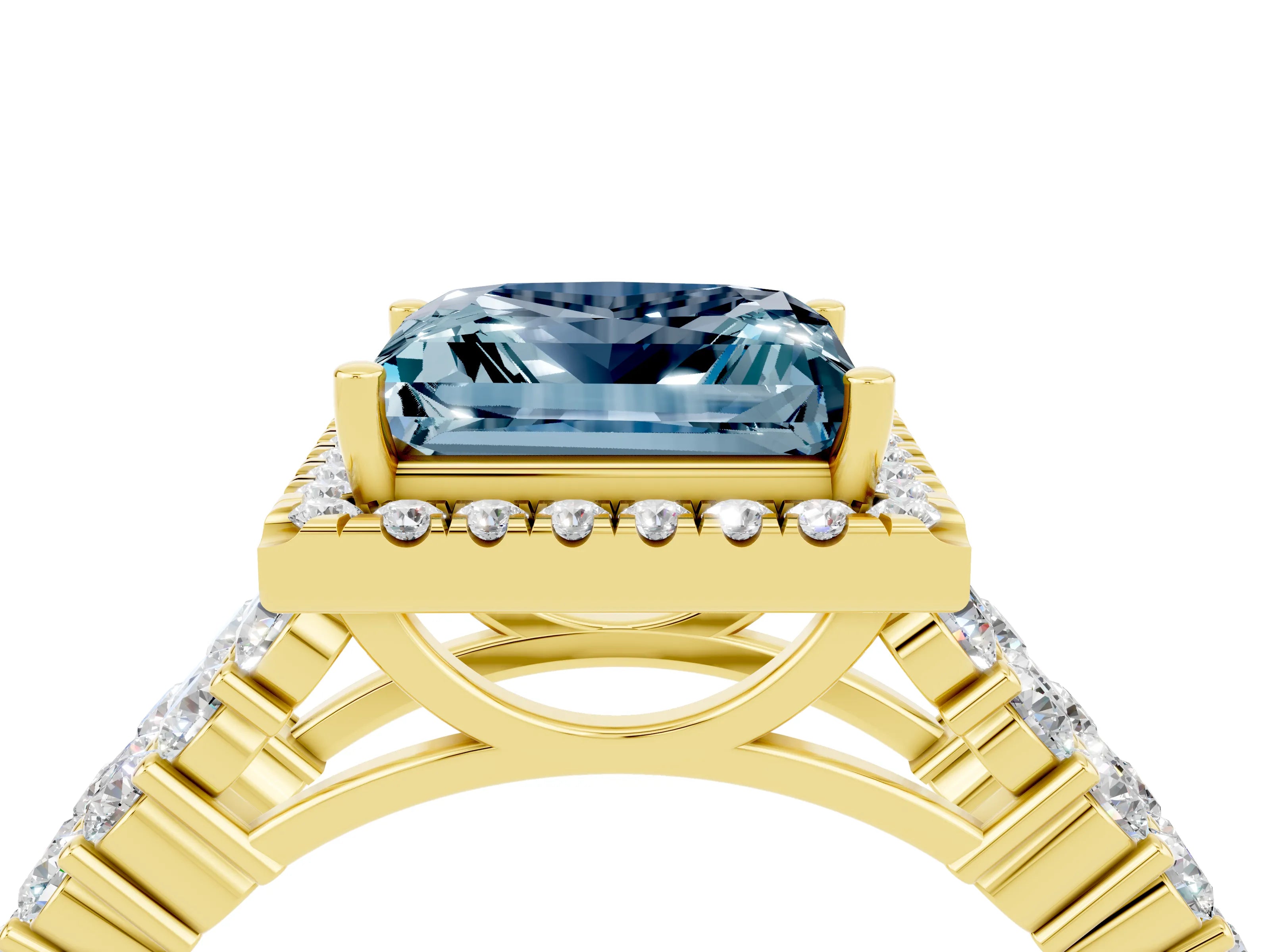 Yellow gold Princess Cut Halo Pavé Diamond Engagement Ring with Split Shank and Four-Prong Setting_4