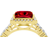Yellow gold Princess Cut Halo Pavé Diamond Engagement Ring with Split Shank and Four-Prong Setting_4