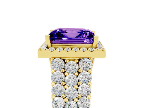 Yellow gold Princess Cut Halo Pavé Diamond Engagement Ring with Split Shank and Four-Prong Setting_5