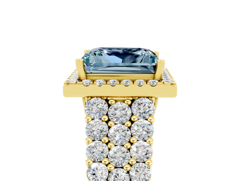 Yellow gold Princess Cut Halo Pavé Diamond Engagement Ring with Split Shank and Four-Prong Setting_5