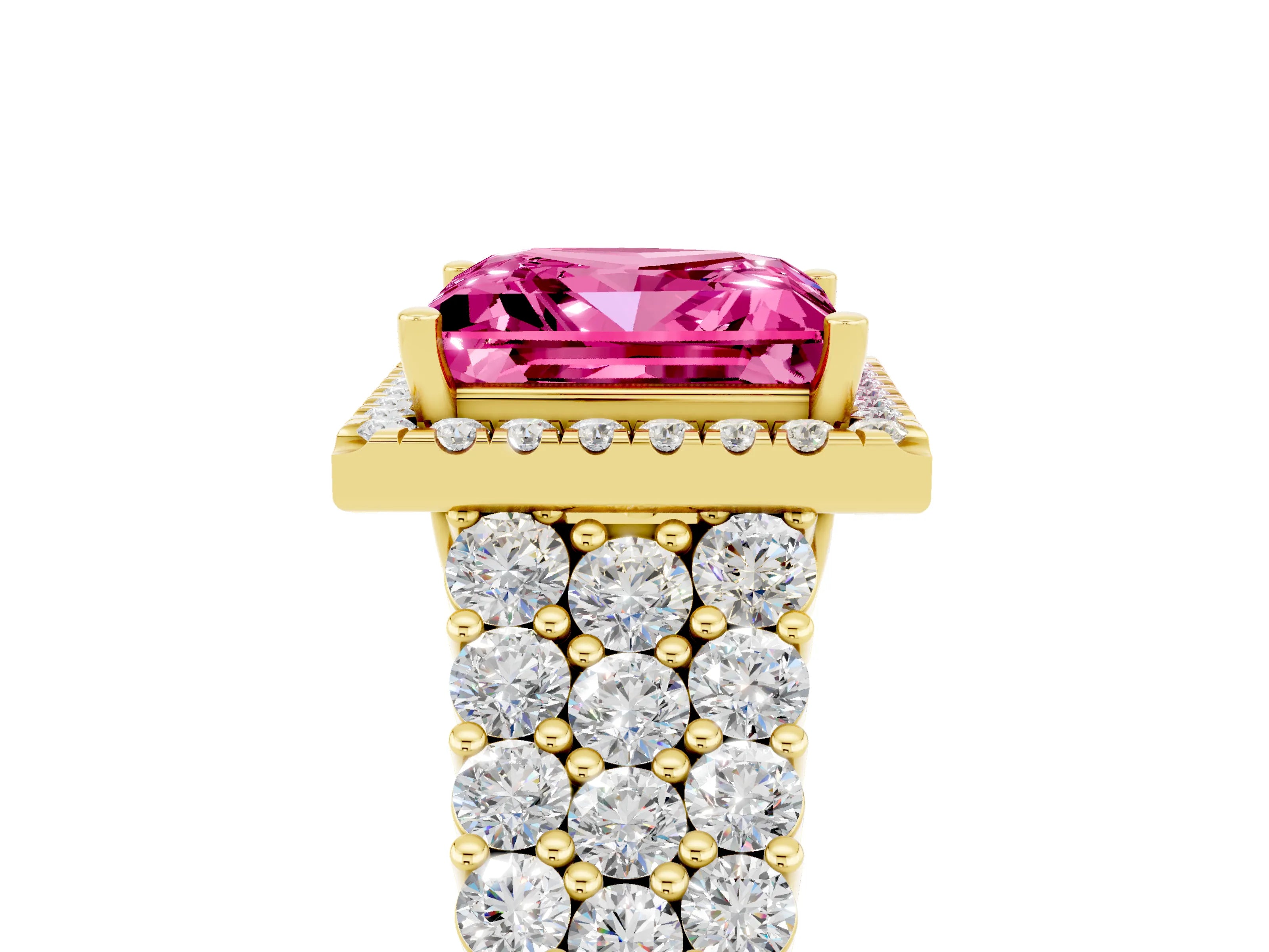 Yellow gold Princess Cut Halo Pavé Diamond Engagement Ring with Split Shank and Four-Prong Setting_5