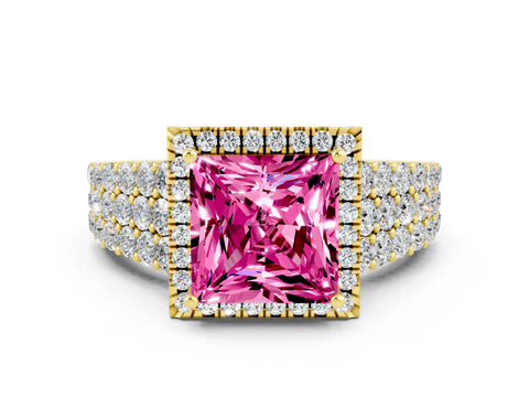 Yellow gold Princess Cut Halo Pavé Diamond Engagement Ring with Split Shank and Four-Prong Setting