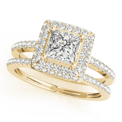 Yellow gold Princess Cut Halo Pavé Solitaire Ring with Four-Prong Setting 1