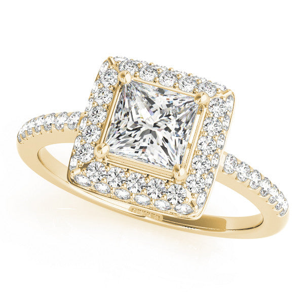 Yellow gold Princess Cut Halo Pavé Solitaire Ring with Four-Prong Setting