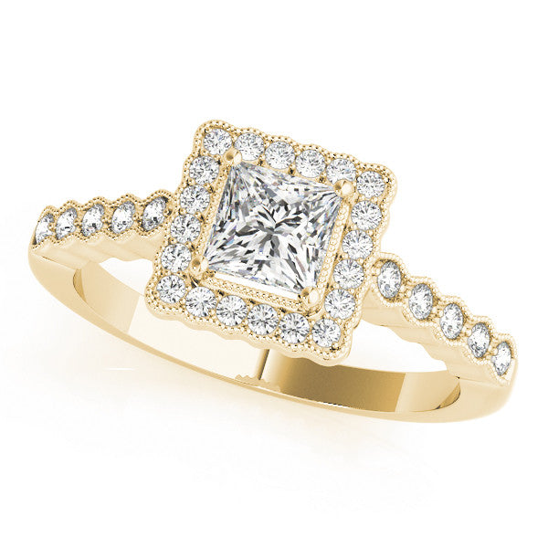 Yellow gold Princess Cut Halo Pavé Solitaire Ring with Milgrain Band