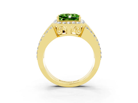 Yellow gold Princess Cut Halo Peridot Ring with Split Shank and Four-Prong Setting_3