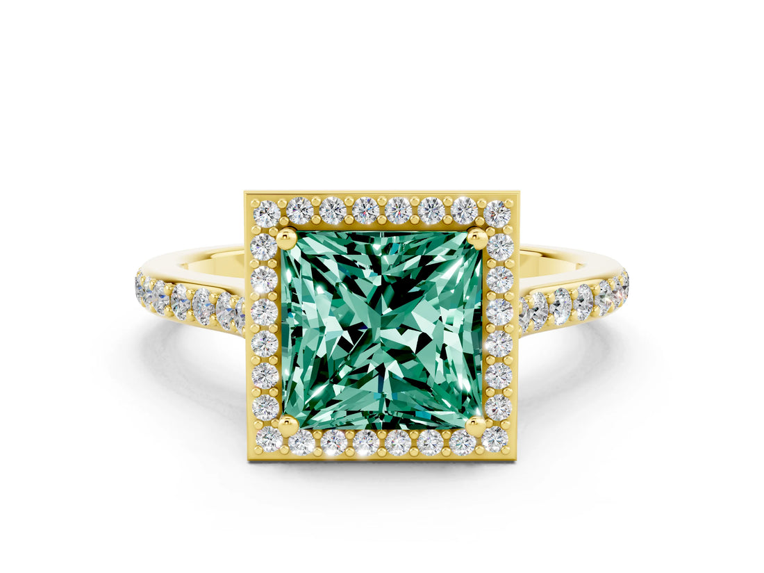 Yellow gold Princess Cut Halo Round Diamond Pavé Band with Four-Prong Setting
