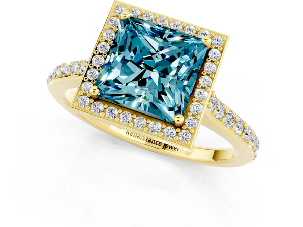 Yellow gold Princess Cut Halo Round Diamond Pavé Band with Four-Prong Setting