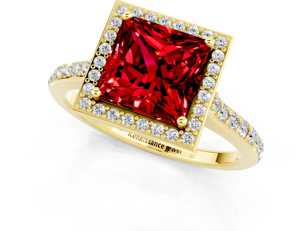 Yellow gold Princess Cut Halo Round Diamond Pavé Band with Four-Prong Setting