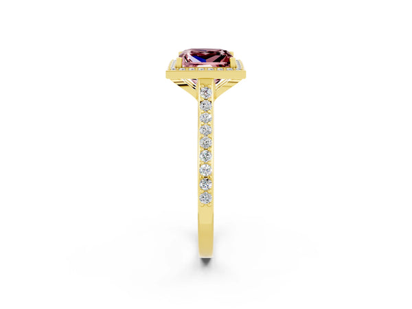 Yellow gold Princess Cut Halo Round Diamond Pavé Band with Four-Prong Setting