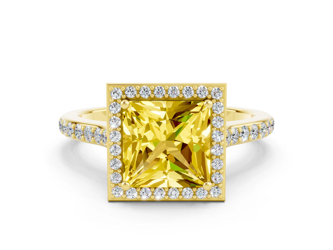Yellow gold Princess Cut Halo Round Diamond Pavé Band with Four-Prong Setting