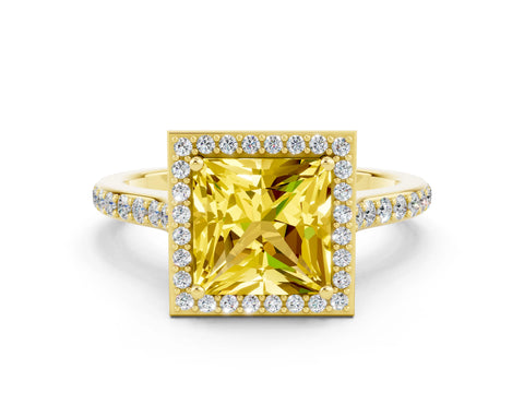 Yellow gold Princess Cut Halo Round Diamond Pavé Band with Four-Prong Setting