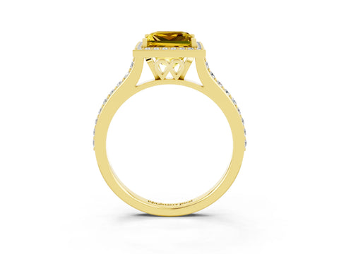 Yellow gold Princess Cut Halo Round Diamond Pavé Band with Four-Prong Setting_3