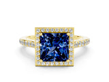 Yellow gold Princess Cut Halo Round Diamond Pavé Band with Four-Prong Setting