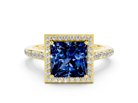 Yellow gold Princess Cut Halo Round Diamond Pavé Band with Four-Prong Setting