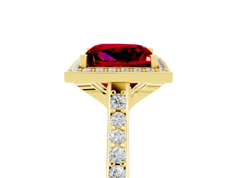 Yellow gold Princess Cut Halo Round Diamond Pavé Band with Four-Prong Setting_5