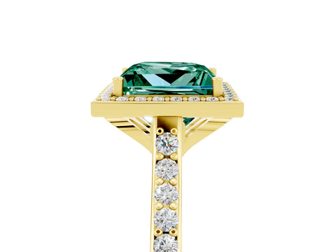 Yellow gold Princess Cut Halo Round Diamond Pavé Band with Four-Prong Setting_5