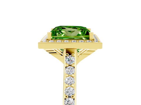 Yellow gold Princess Cut Halo Round Diamond Pavé Band with Four-Prong Setting_5