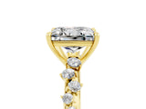 Yellow gold Princess Cut Moissanite Cluster Side Stone Solitaire Ring with Prong Setting_29