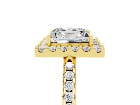 Yellow gold Princess Cut Moissanite Pavé Halo Ring with Four-Prong Setting_40