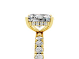 Yellow gold Princess Cut Moissanite Pave Band Solitaire Ring with Four-Prong Setting_29