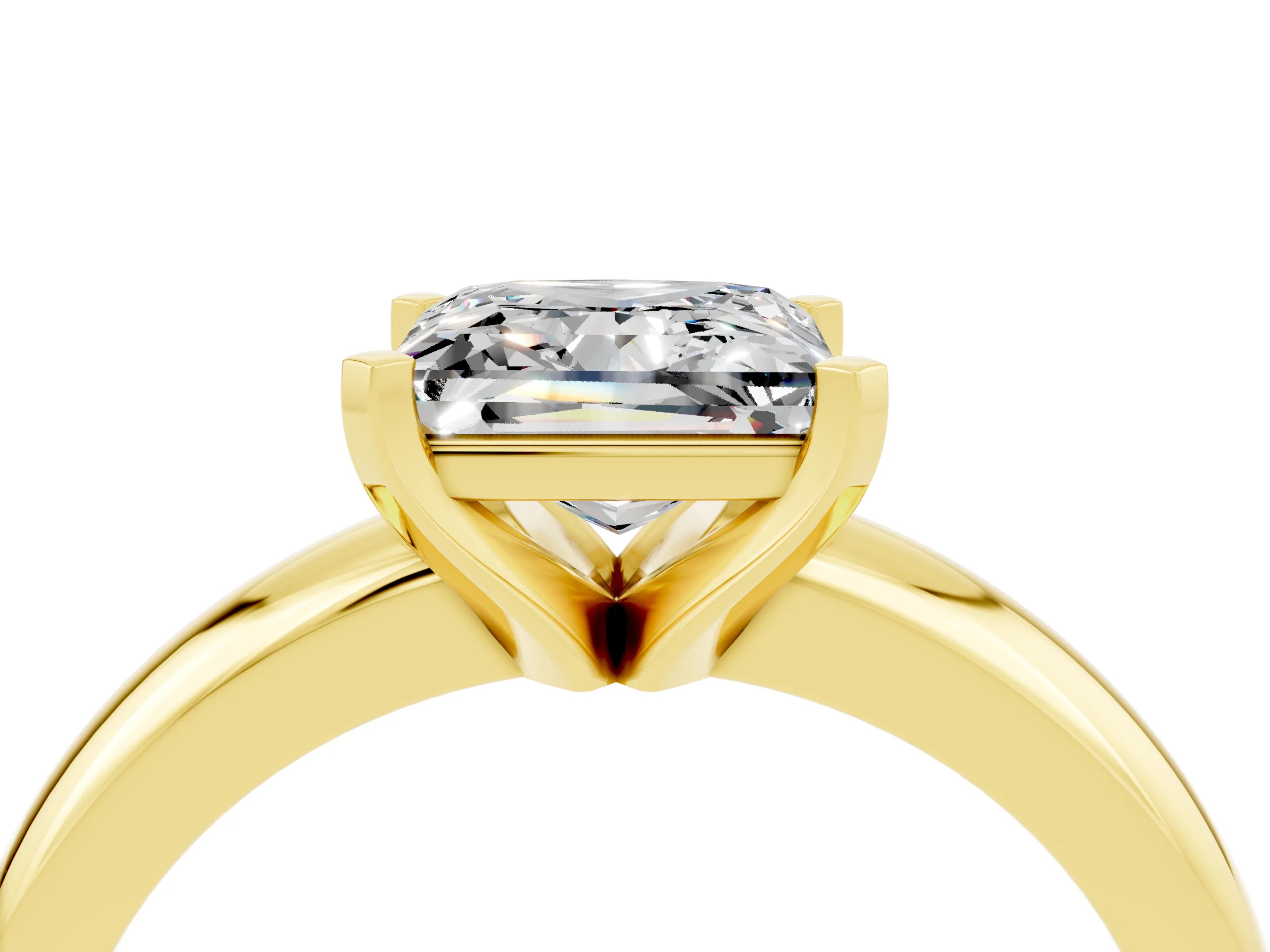Yellow gold Princess Cut Moissanite Solitaire Engagement Ring with Round Band and Four-Prong Setting_4