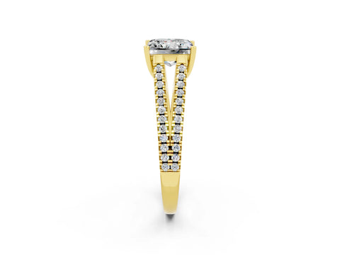 Yellow gold Princess Cut Moissanite Solitaire Engagement Ring with Split Shank Pavé Band_2