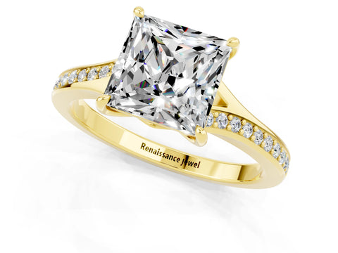 Yellow gold Princess Cut Moissanite Solitaire Ring with Pavé Band and Prong Setting_13