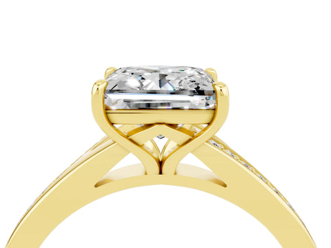 Yellow gold Princess Cut Moissanite Solitaire Ring with Pavé Band and Prong Setting_4